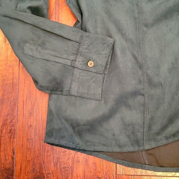 💙3 for $30💙 NWT Croft & Barrow Suede-Like Button Down Shirt SUPER SOFT - Picture 5 of 7